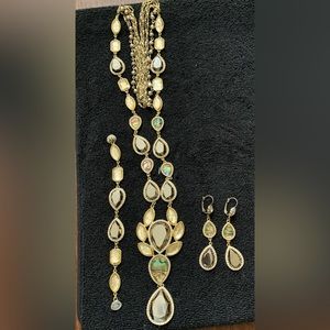 A 3 piece Necklace set , large stones with rhinestones